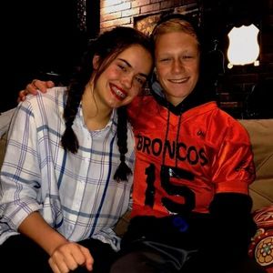 Meet your Posher, Kenzie